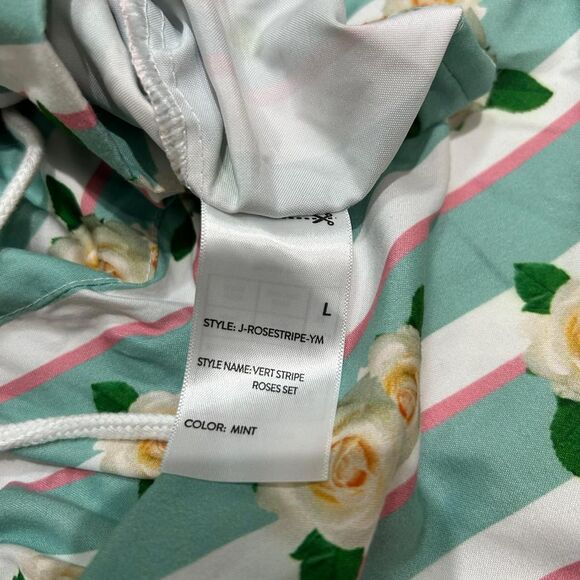 Triumph over Tragedy Men's Floral Swim trunks - Picture 5 of 6